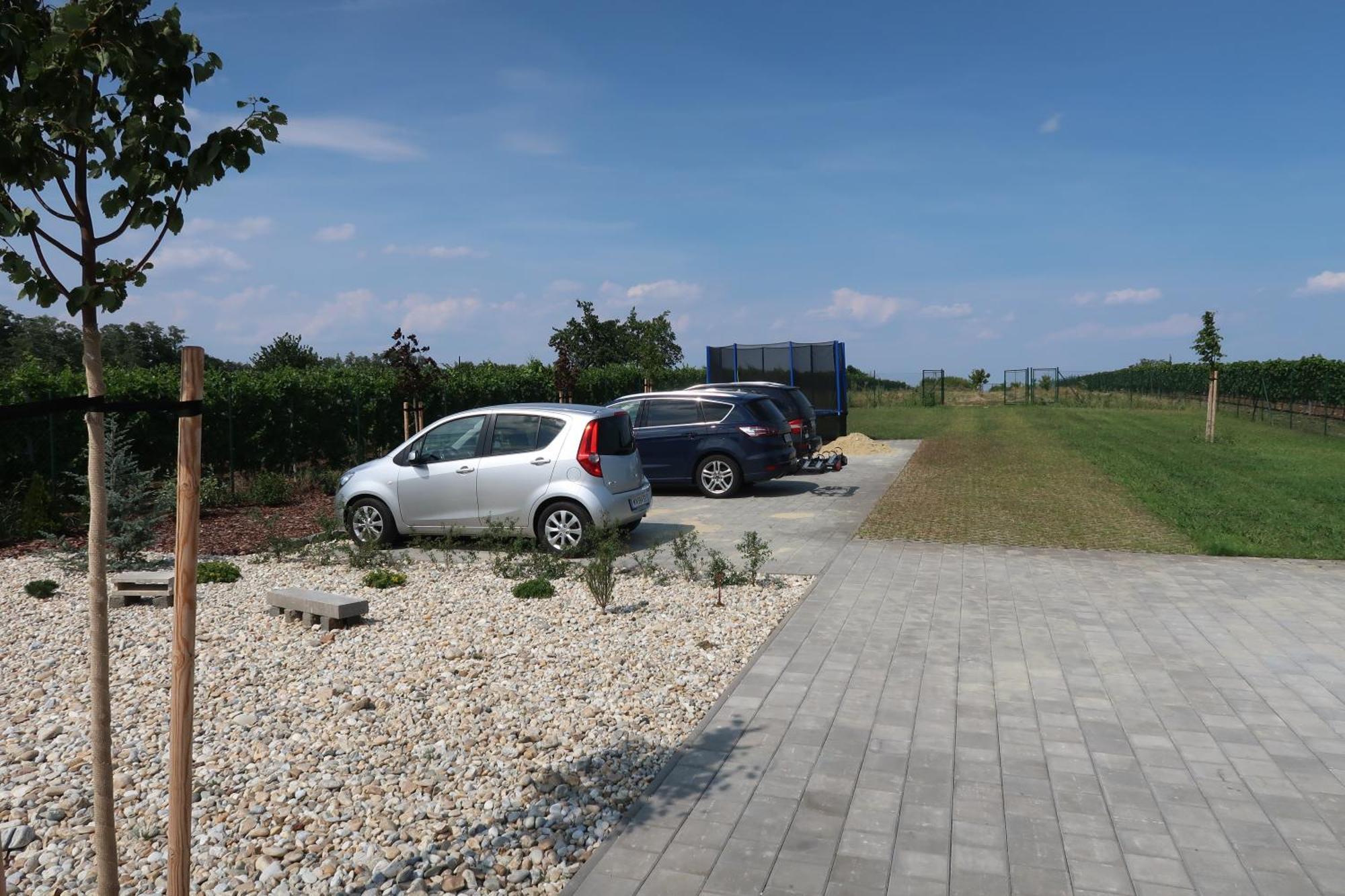 Apartman Matyas Drnholec Εξωτερικό φωτογραφία